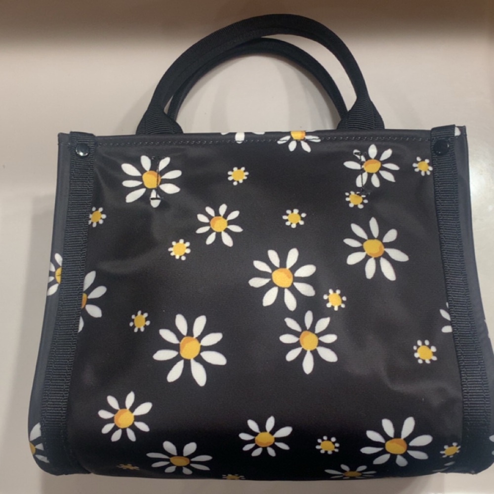 Kate Spade The Little Better Sam Daisy Dots Mini Tote Crossbody - Picture 2 of 10